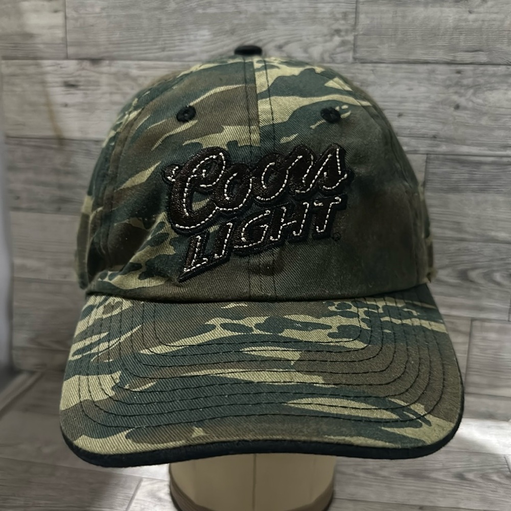 Colors Light green camouflage baseball hat cap